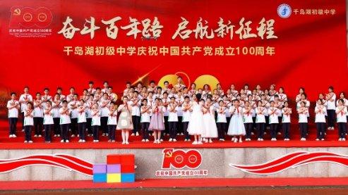 迷路的可爱男孩